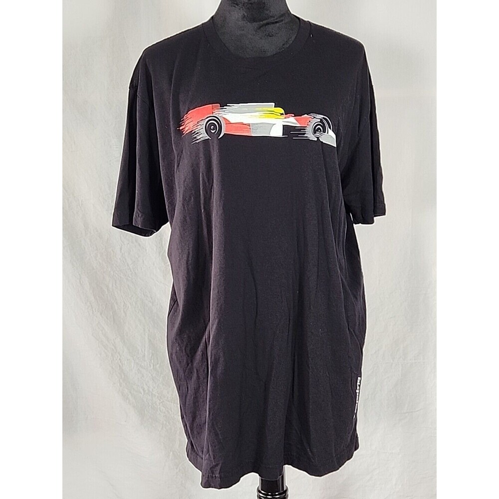 Blipshift Sempre by Bomdesignz Fitted T-Shirt Large Formula One Racing Car